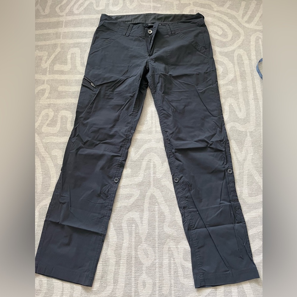 Marmot Lobo convertible pant, size 10. Dark grey. Good used condition.